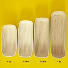 Laden Sie das Bild in den Galerie-Viewer, Gärkorb (Brotform, Simperl) länglich aus Peddigrohr - 25.stunden.BROT