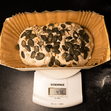 Laden Sie das Bild in den Galerie-Viewer, Holzbackform, 500 ml, 10 Stück - 25.stunden.BROT