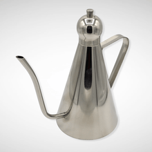 Laden Sie das Bild in den Galerie-Viewer, Ölkanne Edelstahl für den Pizzabäcker, 1,1 L - 25.stunden.BROT